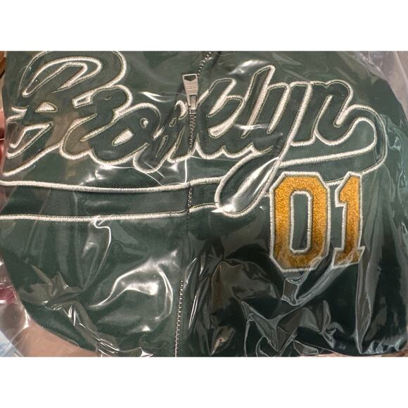 Green Brooklyn oversized zip hoodie sz Sm Style # 0849249 NY 01 Garage Street - Picture 2 of 7